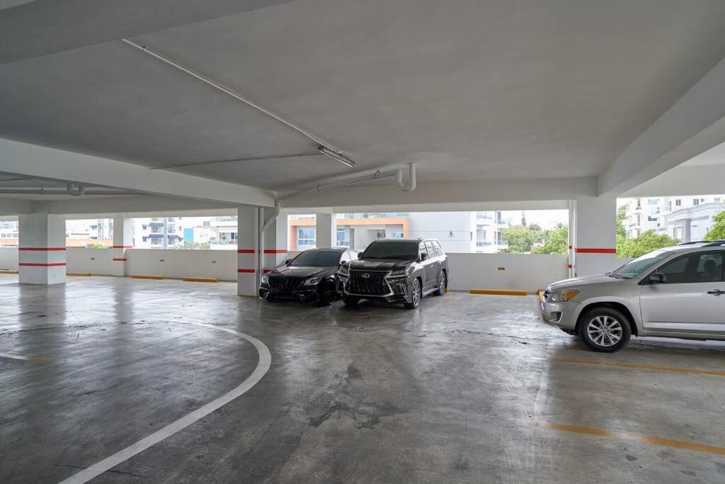 Escape Apartment, Balcony, Pool, Gym & Spa In La Julia Santo Domingo Exterior photo