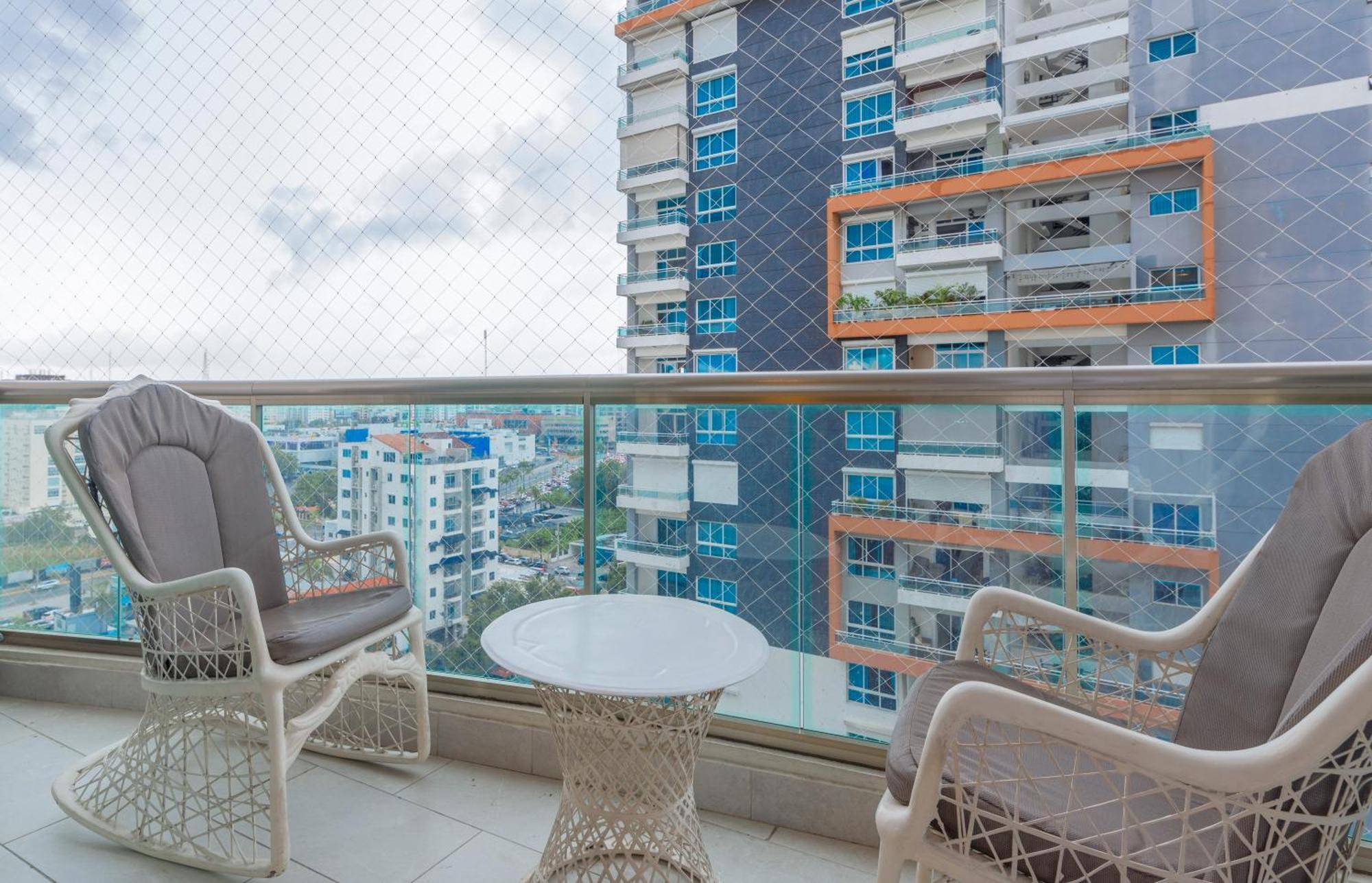 Escape Apartment, Balcony, Pool, Gym & Spa In La Julia Santo Domingo Exterior photo
